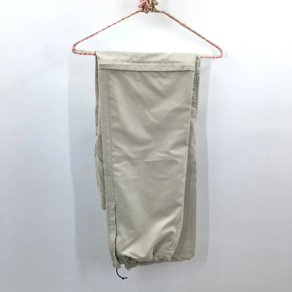 Womens Columbia Titanium Cargo Pants 10 OmniTech Convertible Shorts Khaki Vented - Picture 11 of 13